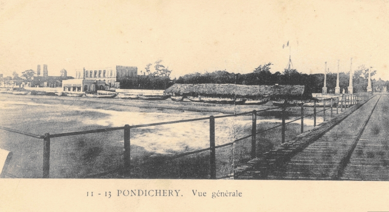 01-08 - Pondichery - plage sud, mairie, etc. - 4